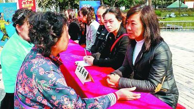 基層黨建“紅色引擎”激活新力量--武漢積極探索建立新的社會(huì)階層人士統(tǒng)戰(zhàn)工作新格局
