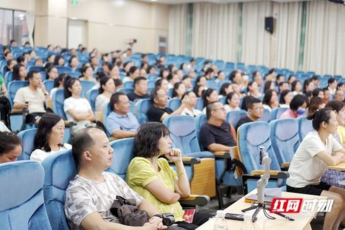 株洲市 共童成長 父母課堂第六期開講 分享科學(xué)育兒方法